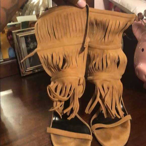 Gucci Fringe Sandals - Picture 1 of 4
